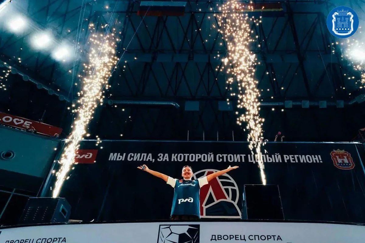 Калининградский волейбольный клуб «Локомотив» вышел в финал Кубка Легенд Калининградский волейбольный клуб «Локомотив» вышел в финал Кубка Легенд
