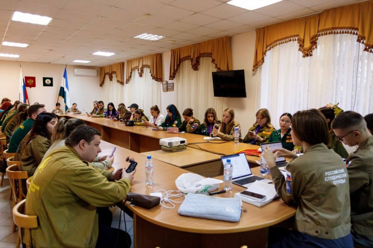 ТОПовые новости. С 24 по 26 сентября в Уфе прошёл Всероссийский слёт трудовых отрядов подростков «Труд в ТОПе!» Он собрал более 350 участников из 60 регионов России ТОПовые новости. С 24 по 26 сентября в Уфе прошёл Всероссийский слёт трудовых отрядов подростков «Труд в ТОПе!» Он собрал более 350 участников из 60 регионов России