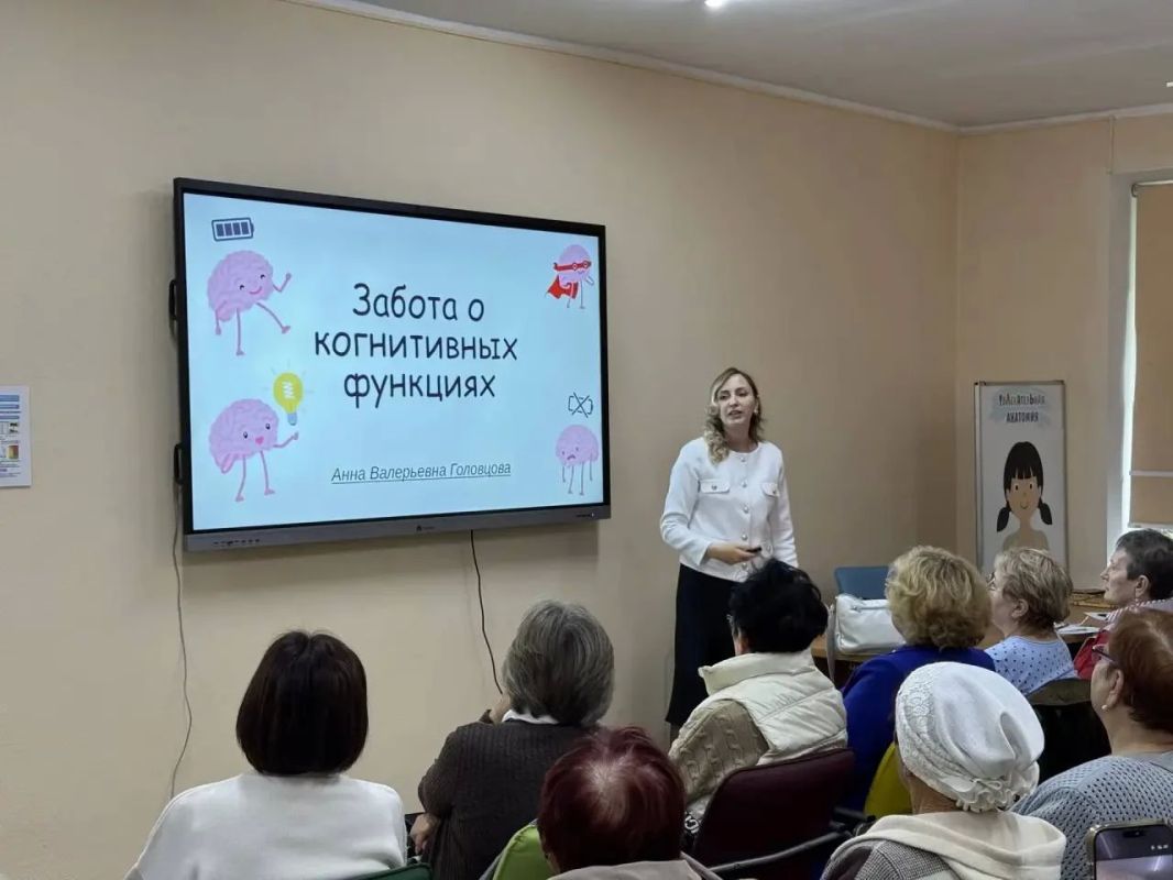 Более ста калининградцев прошли экспресс-диагностику здоровья в Международный день пожилых людей