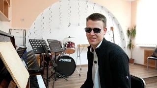 «Самого главного глазами не увидишь», мог бы воскликнуть вслед за мудрым Лисом из сказки Сент-Экзюпери незрячий с детства пианист-концертмейстер Никита Плетнёв