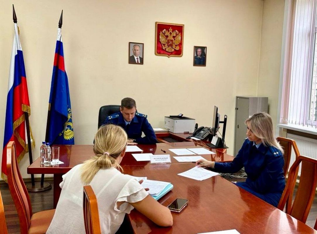 Прокурор узнал от людей о реальной жизни Полесского района