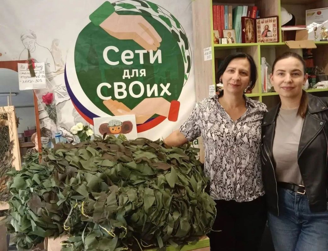 Калининградские волонтёры передали военнослужащим маскировочные сети