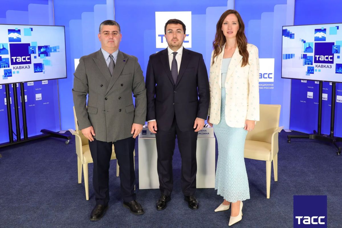 Главное из заявлений, а также фоторепортаж с пресс-конференции в Региональном информационном центре "ТАСС Кавказ" в Пятигорске, посвященной развитию международных проектов и программ Северо-Кавказского федерального... Главное из заявлений, а также фоторепортаж с пресс-конференции в Региональном информационном центре "ТАСС Кавказ" в Пятигорске, посвященной развитию международных проектов и программ Северо-Кавказского федерального...