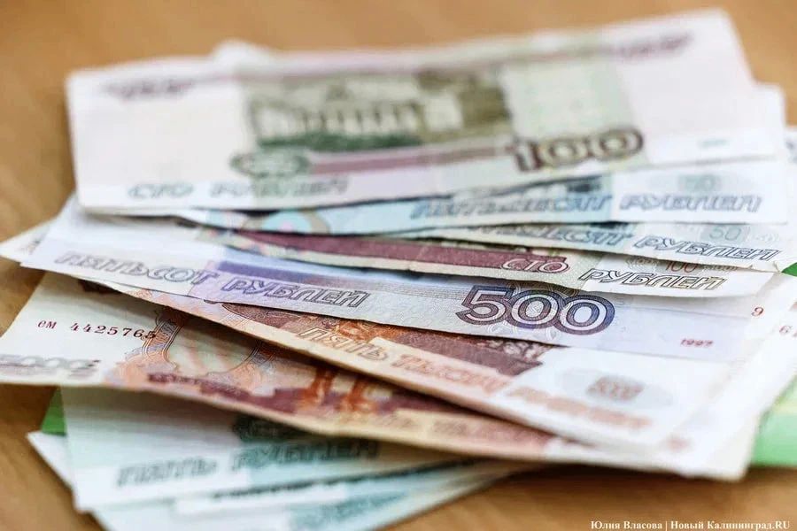 Водитель автобетоносмесителя, дизайнер мебели, травматолог: топ свежих вакансий