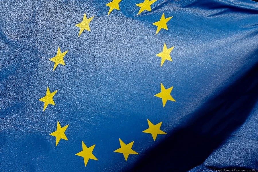 Politico: Еврокомиссия готовит ужесточение виз для россиян с 2027 года