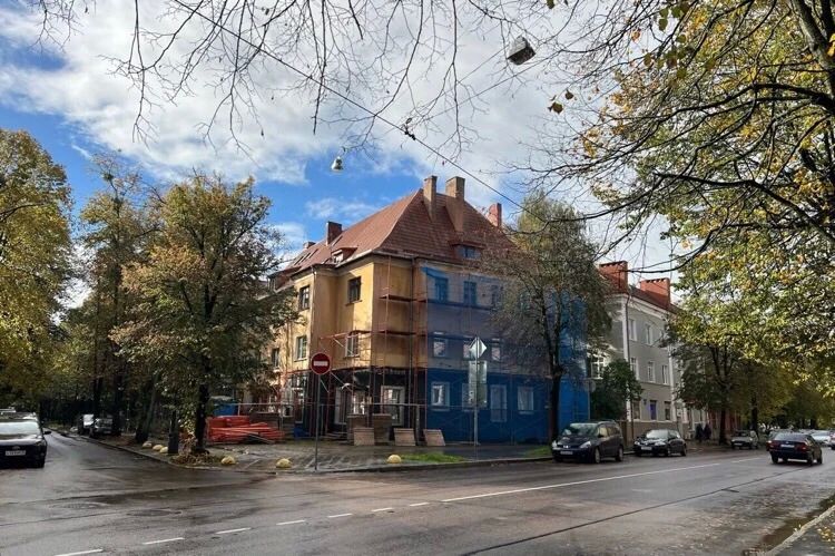 На пересечении улиц Карла Маркса и Шиллера в Калининграде приступили к ремонту довоенного дома На пересечении улиц Карла Маркса и Шиллера в Калининграде приступили к ремонту довоенного дома