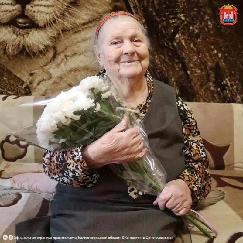 Сегодня 100 лет исполнилось труженице тыла, ветерану становления Калининградской области Валентине Филипповне Семаковой