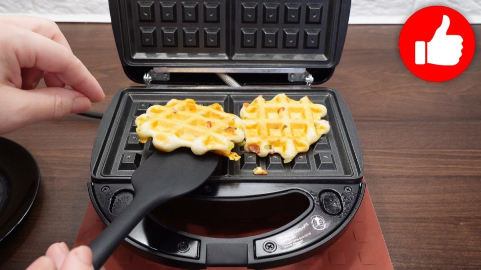 Закусочные вафли: пицца в вафельнице для приятного чаепития