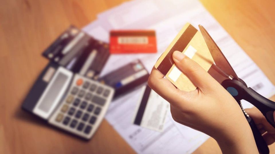 Не пропустите: как старые счета могут привести к неожиданным долгам